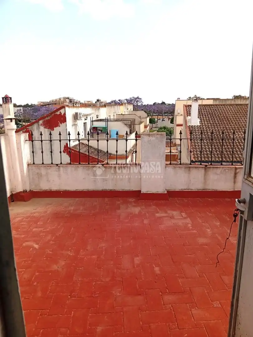 Terraza de Casa adosada en venta en Coria del Río