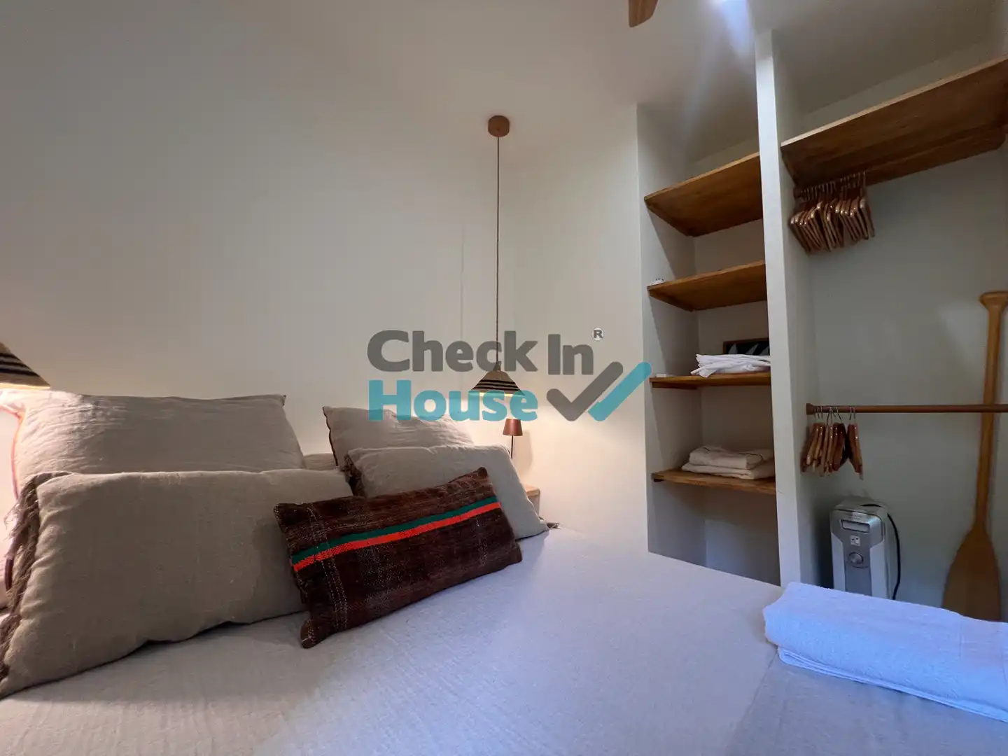Dormitori de Apartament de lloguer en Sant Feliu de Guíxols amb Moblat, Forn i Rentadora