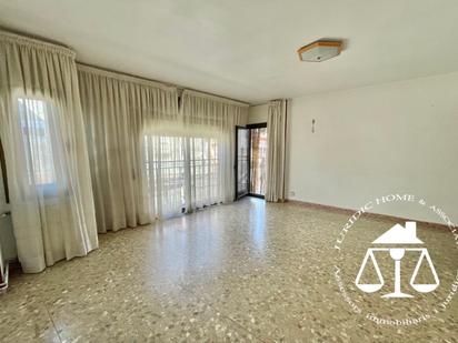 Living room of Flat for sale in Badalona  with Terrace and Balcony