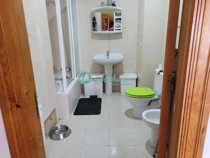 Badezimmer von Wohnung zum Verkauf in Segovia mit Heizung