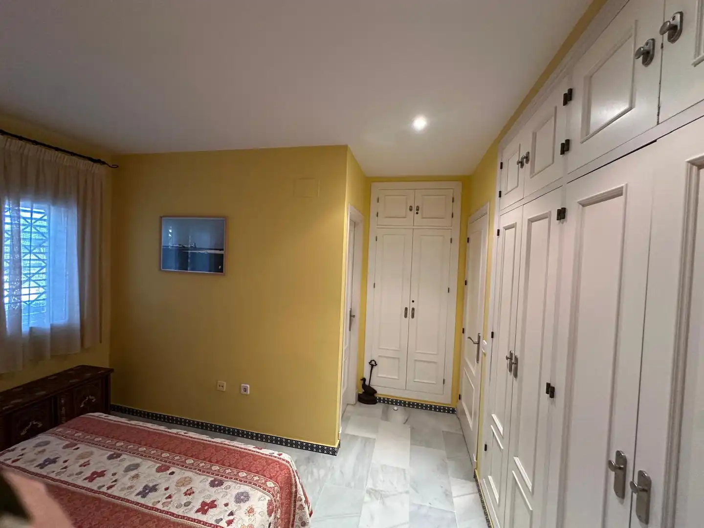 Dormitori de Casa adosada en venda en Chiclana de la Frontera amb Aire condicionat, Calefacció i Jardí privat
