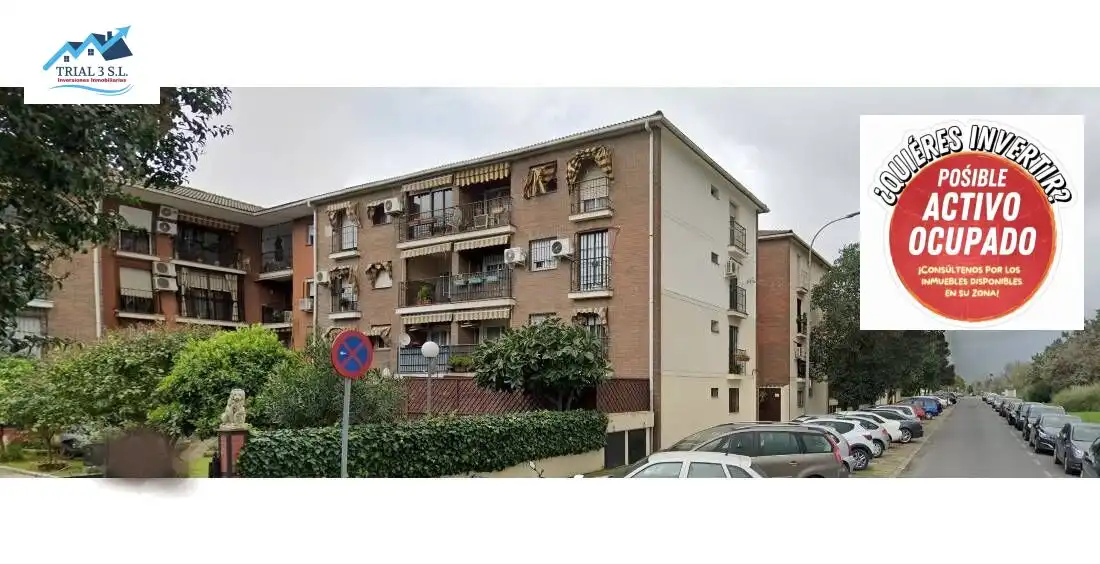 Vista exterior de Pis en venda en Poniente-Norte - Miralbaida - Parque Azahara