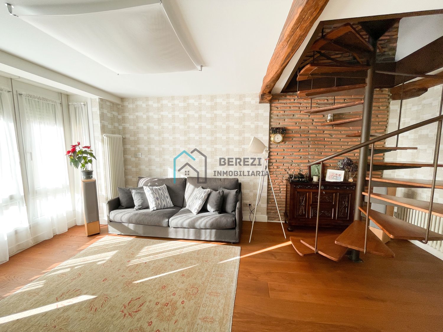 Living room of Duplex for sale in Bermeo  with Furnished