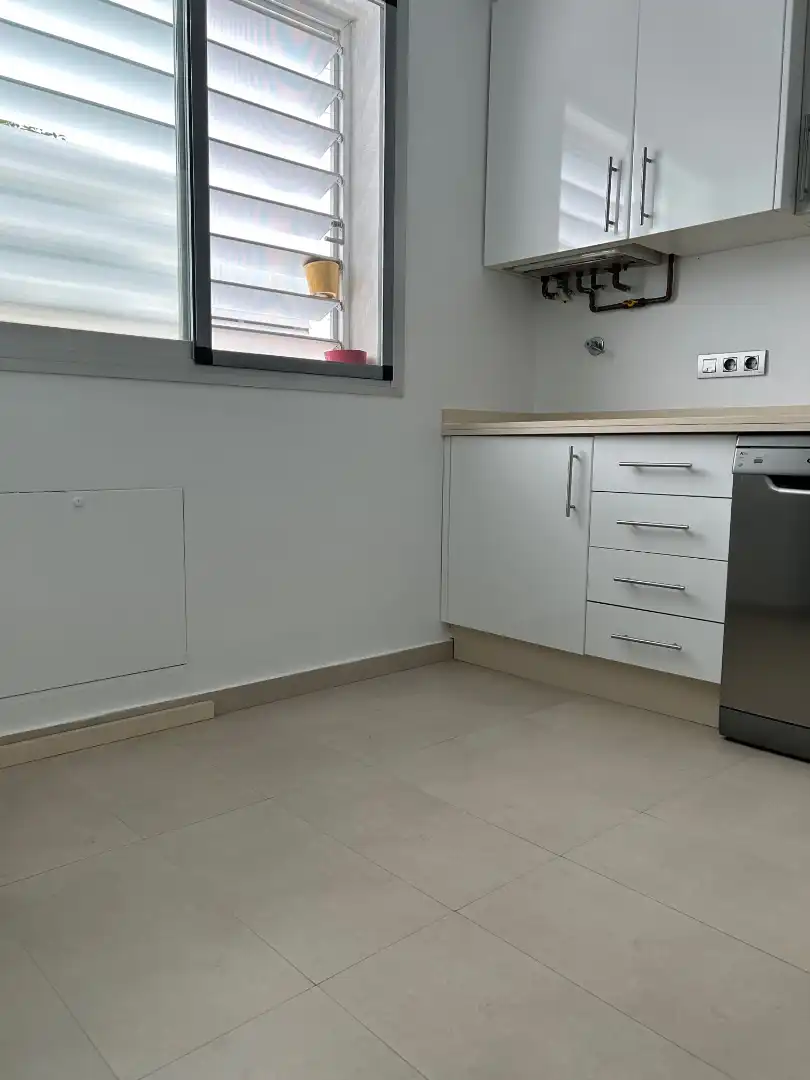 Cocina de Dúplex de alquiler en Sevilla con Aire acondicionado, Calefacción y Parquet