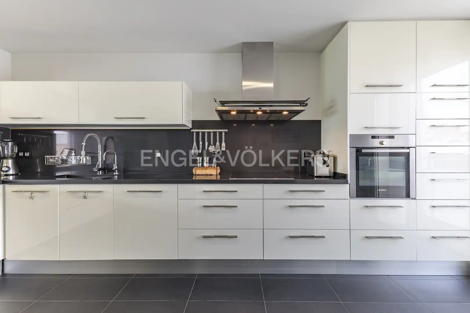 Kitchen of Duplexes for sale in Sitges  with Air Conditioner, Heating and Parquet flooring