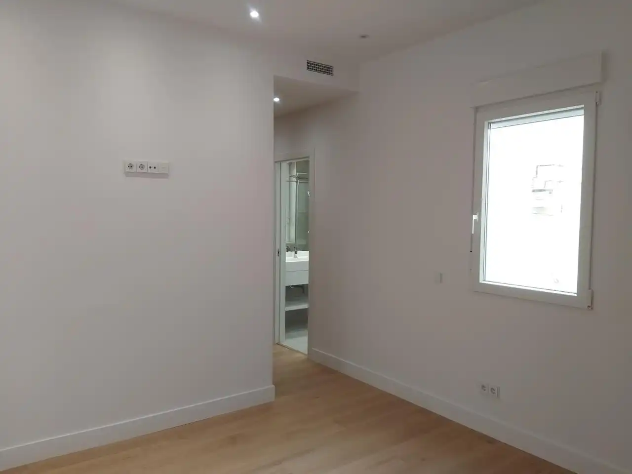 Piso en venta en Ibiza de Madrid