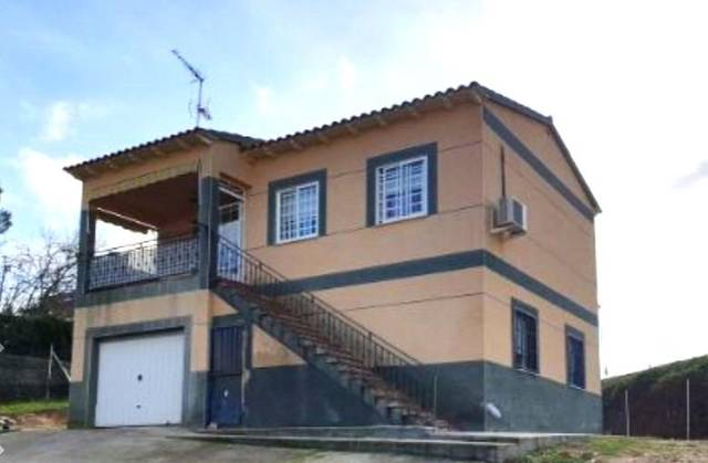 Casa-chalet en Venta en Calle Tomillo en Barajas de Melo