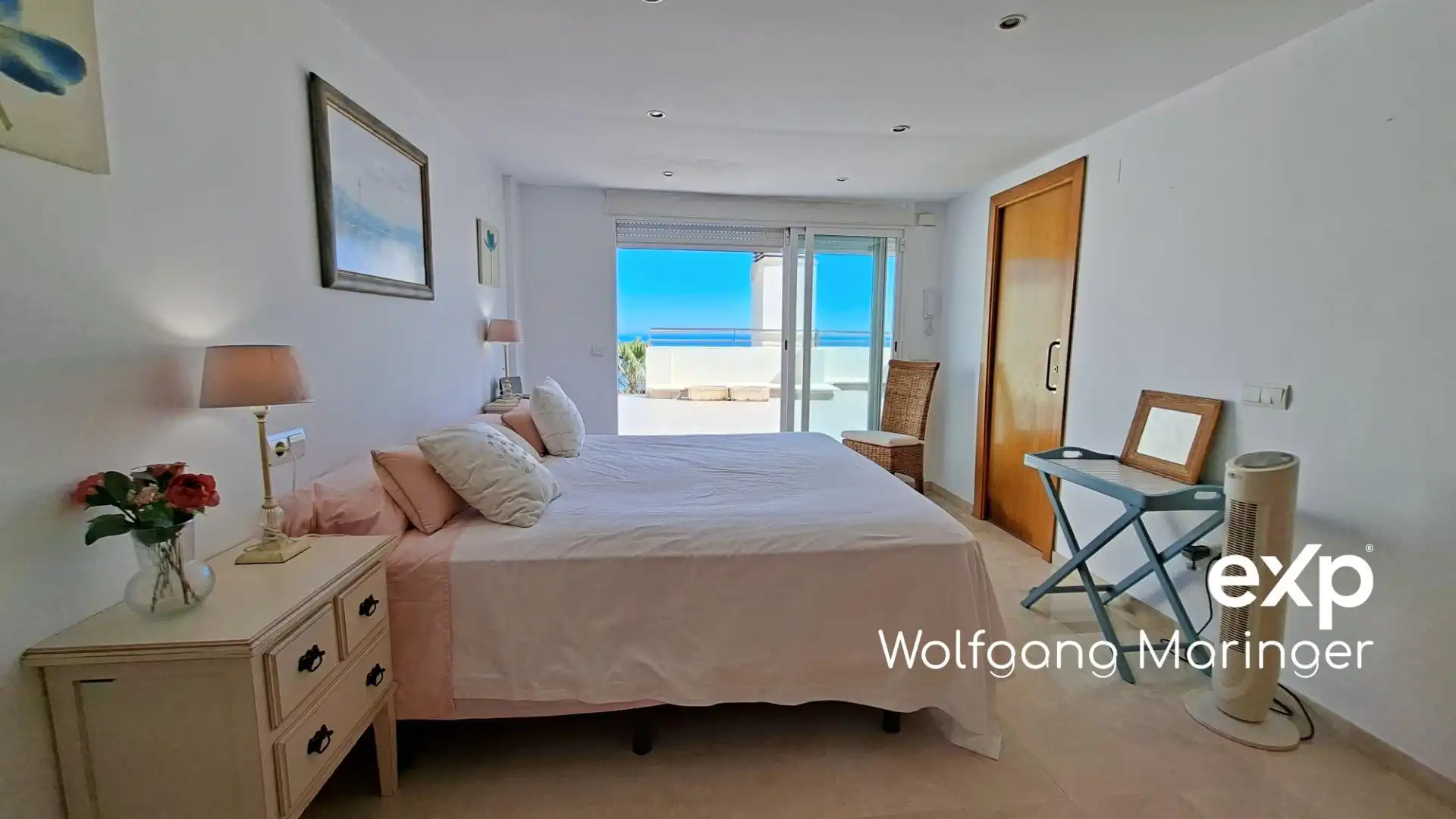Bedroom of Attic for sale in Oliva  with Air Conditioner, Heating and Private garden