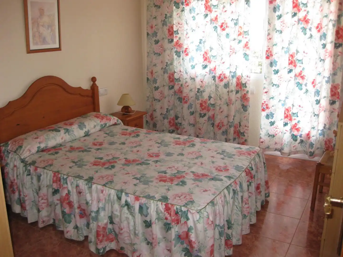 Habitación de Piso de alquiler en Cartagena con Amueblado y Balcón