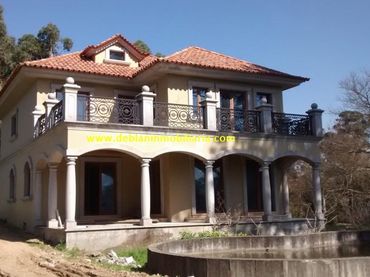 Xalet amb balcó en venda a Zona Ermitas