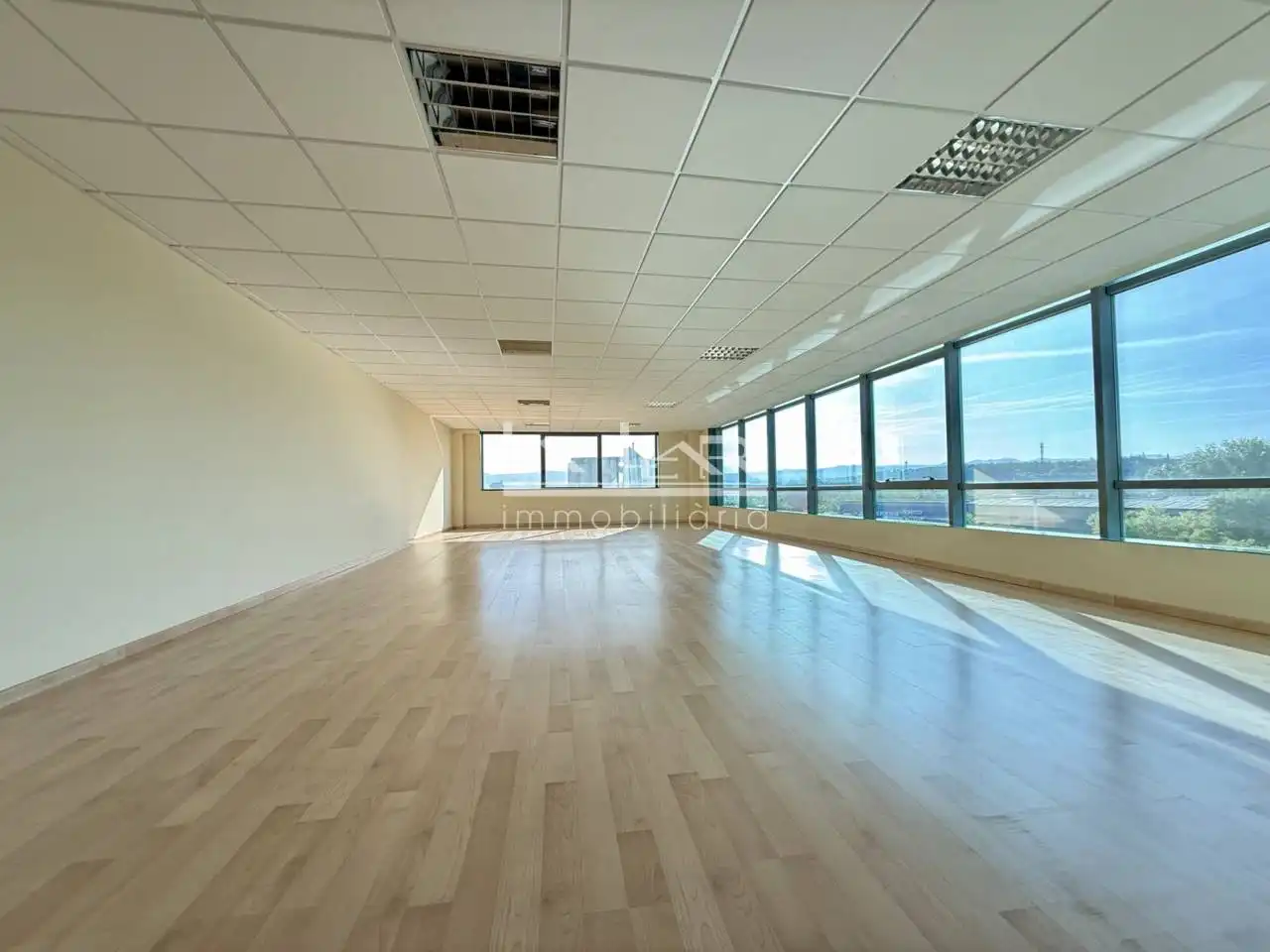 Ufficio con ascensore in affitto a Calle Figueres, imagen 2