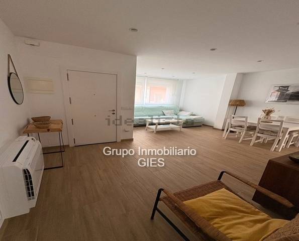 Casa adosada en Venta en Carrer del Socarrat, 6 en El Perelló