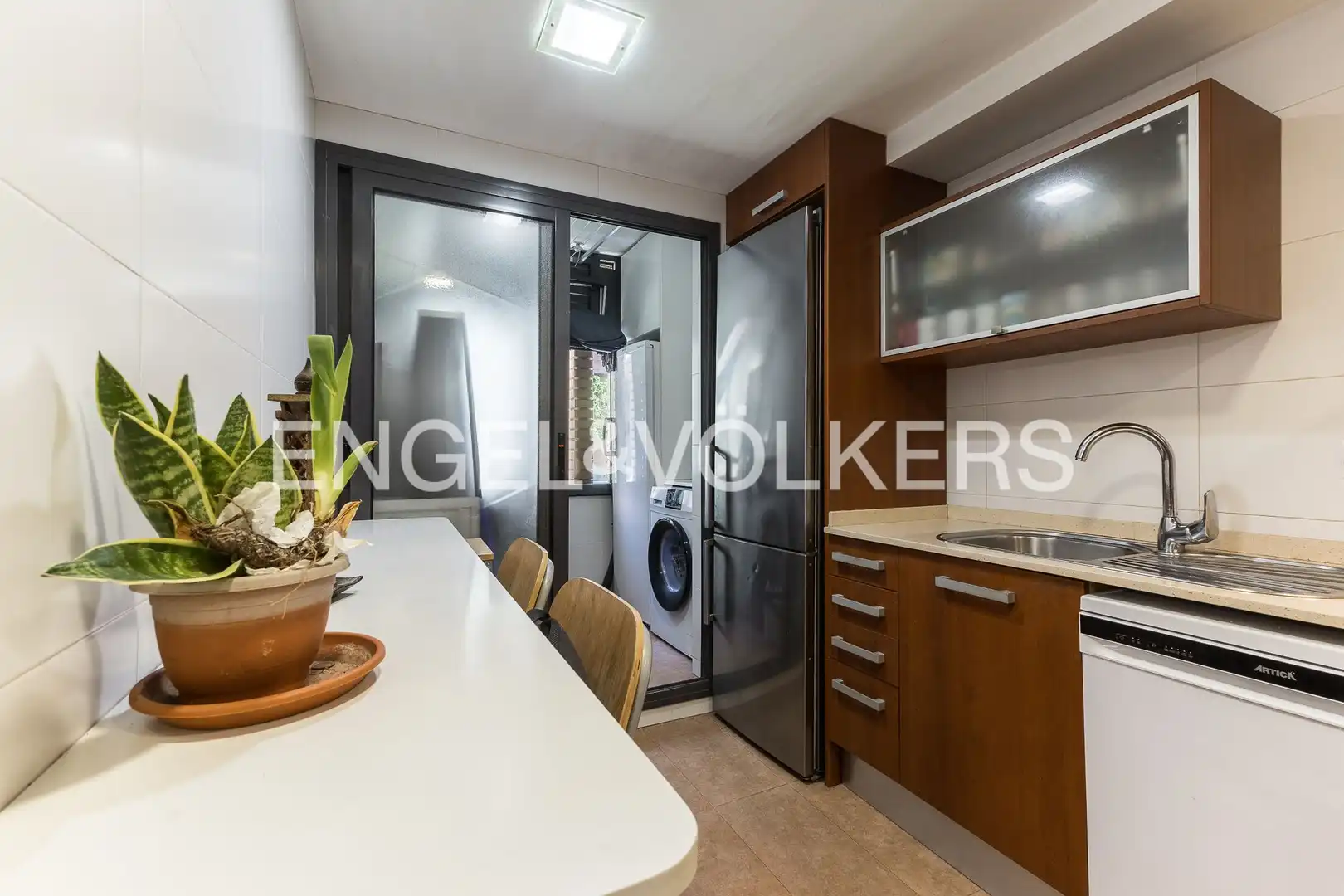 Cocina de Dúplex en venta en Sant Just Desvern con Aire acondicionado, Calefacción y Jardín privado