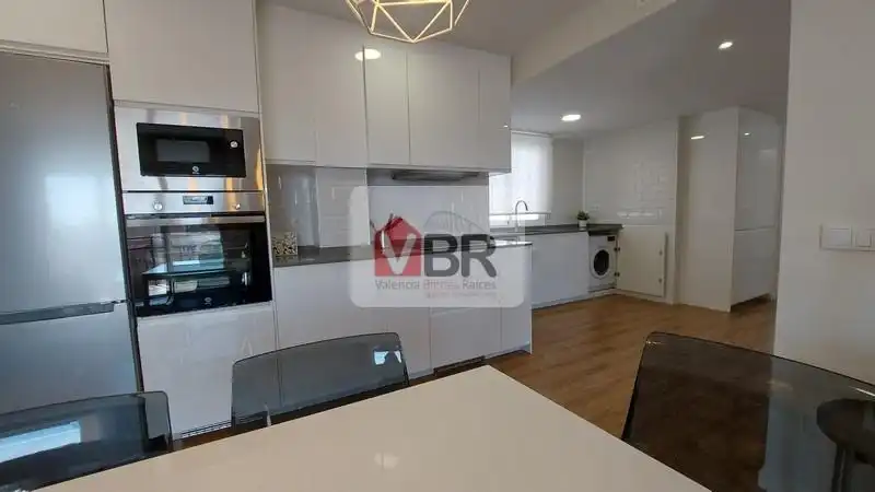 Küche von Wohnung zur Miete in Valencia mit Klimaanlage, Heizung und Terrasse