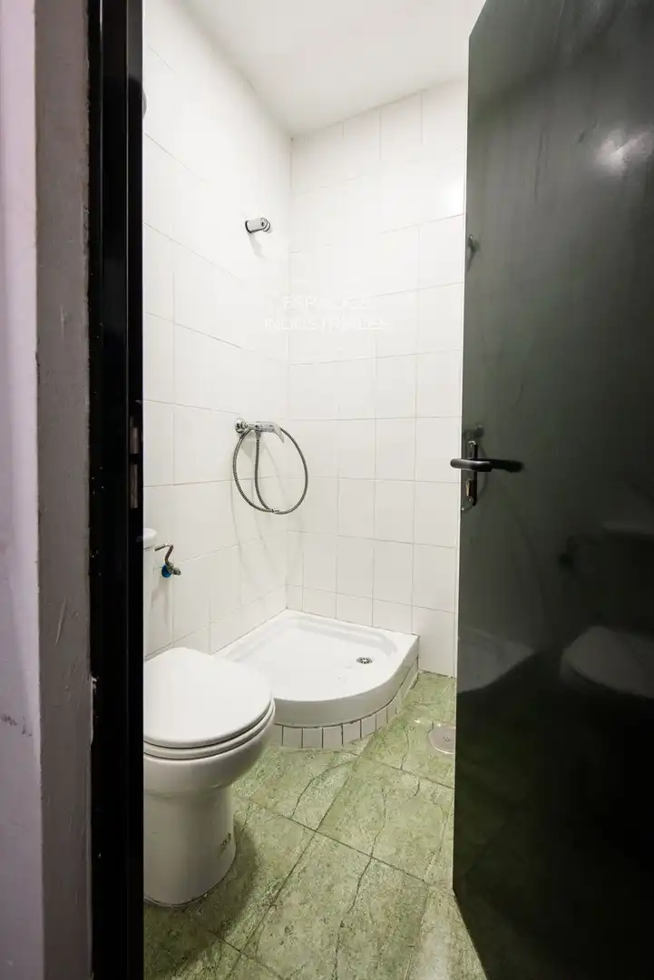 Baño de Nave industrial en venta en Mejorada del Campo