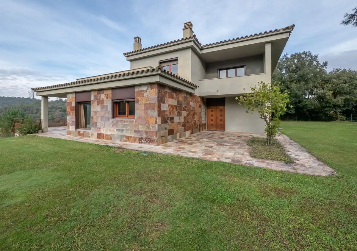 Exterior view of Houses for sale in Bescanó  with Terrace and Storage room