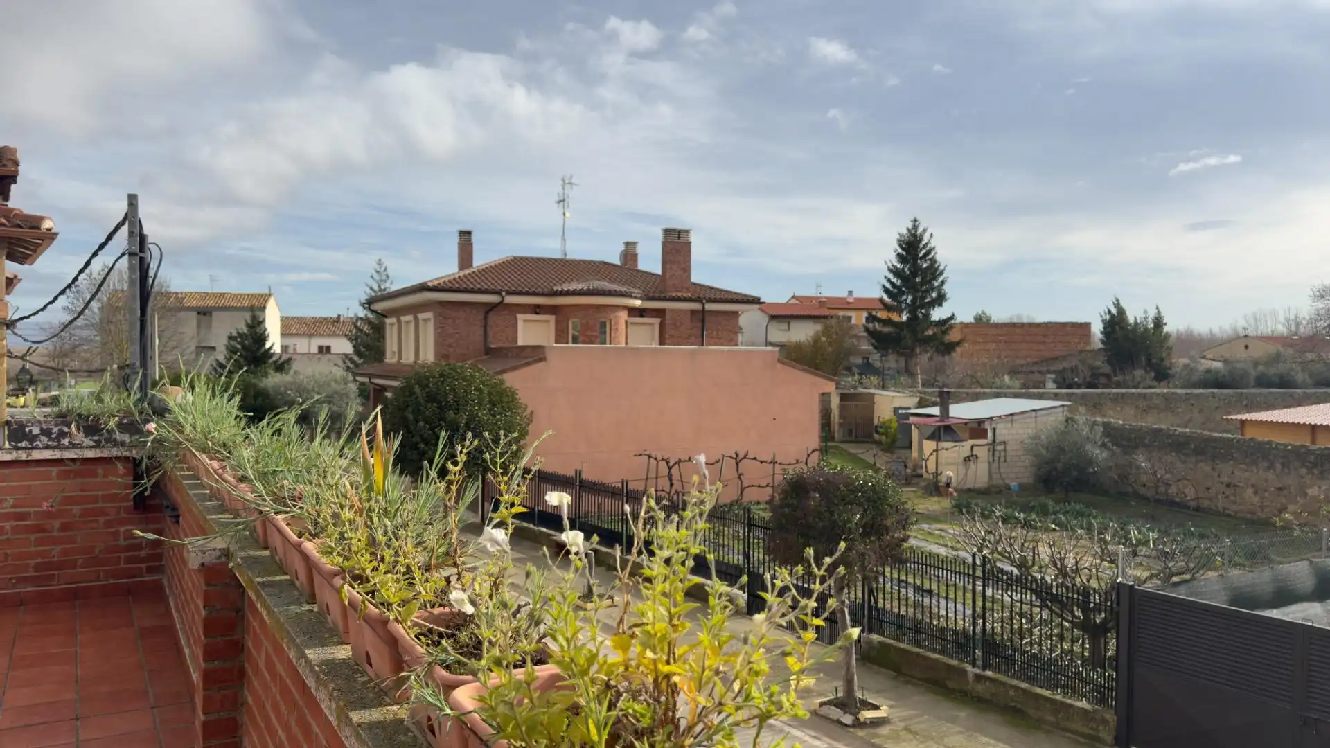 Jardín de Finca rústica en venta en Baños de Rioja con Calefacción, Jardín privado y Terraza