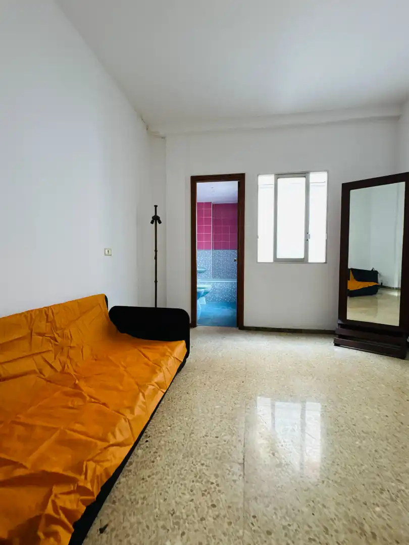 Dormitori de Pis en venda en Las Palmas de Gran Canaria amb Traster i Balcó