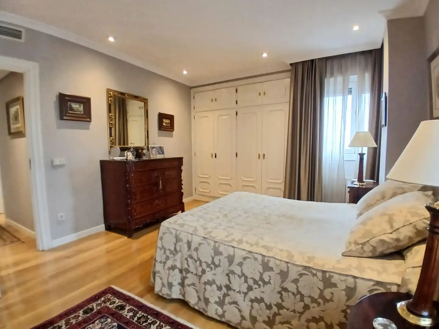 Bedroom of Flat for sale in Madrid  with Air Conditioner, Heating and Private garden