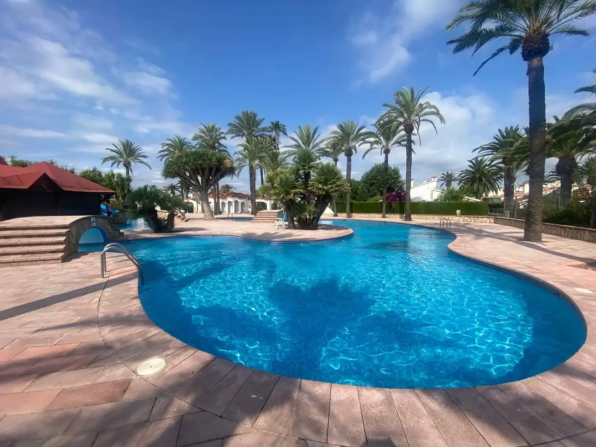 Piscina de Apartamento en venta en Dénia con Piscina y Piscina comunitaria
