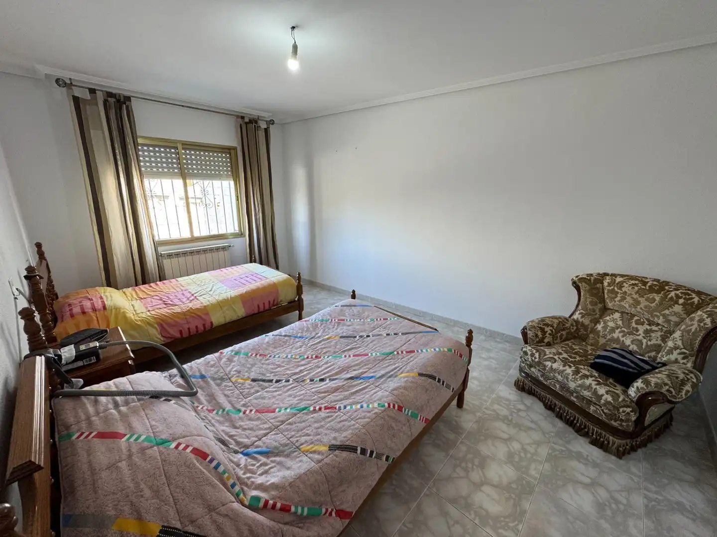 Dormitori de Casa o xalet en venda en Ponferrada amb Aire condicionat, Calefacció i Terrassa