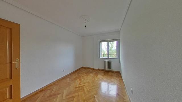 Piso en Venta en Calle de la Haya en Parque Coimbra