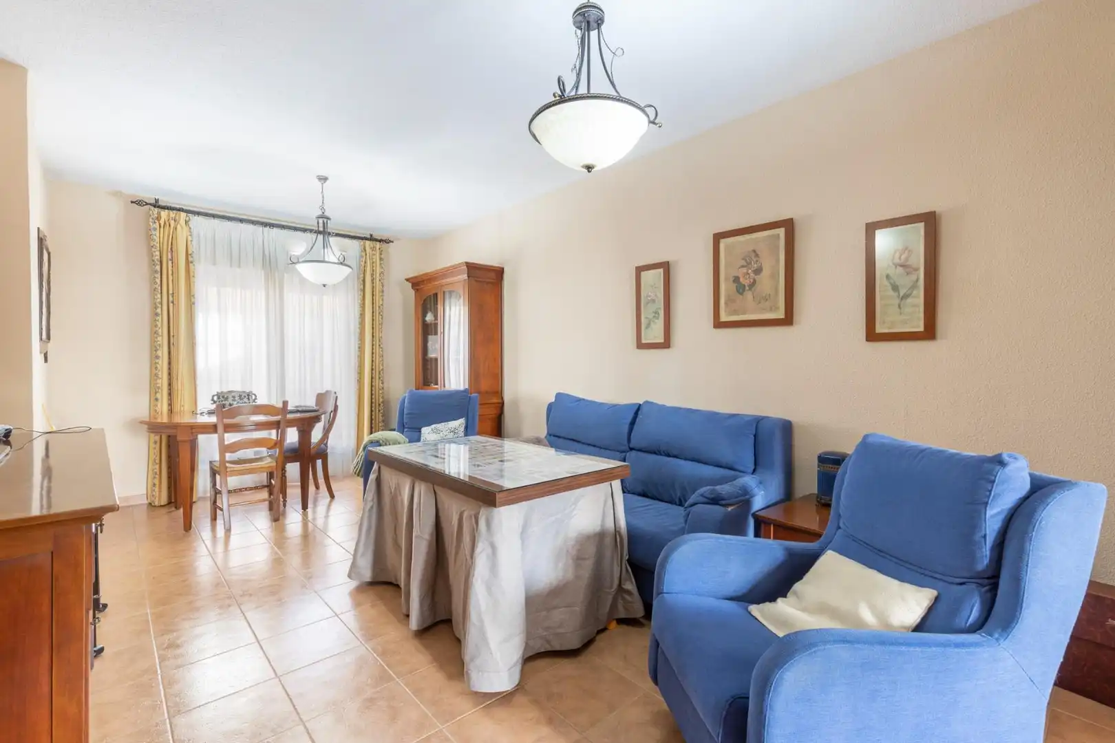 Sala de estar de Casa adosada en venta en Santa Fe con Aire acondicionado y Calefacción