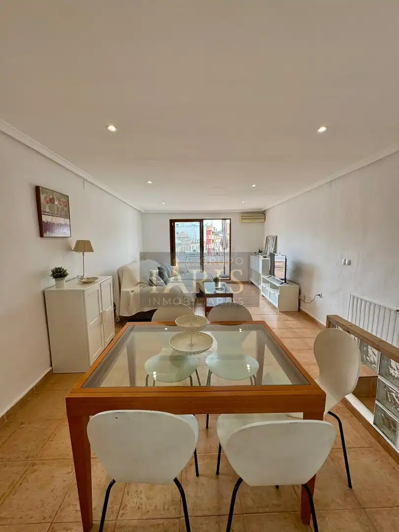 Wohnzimmer von Dachboden zur Miete in Cartagena