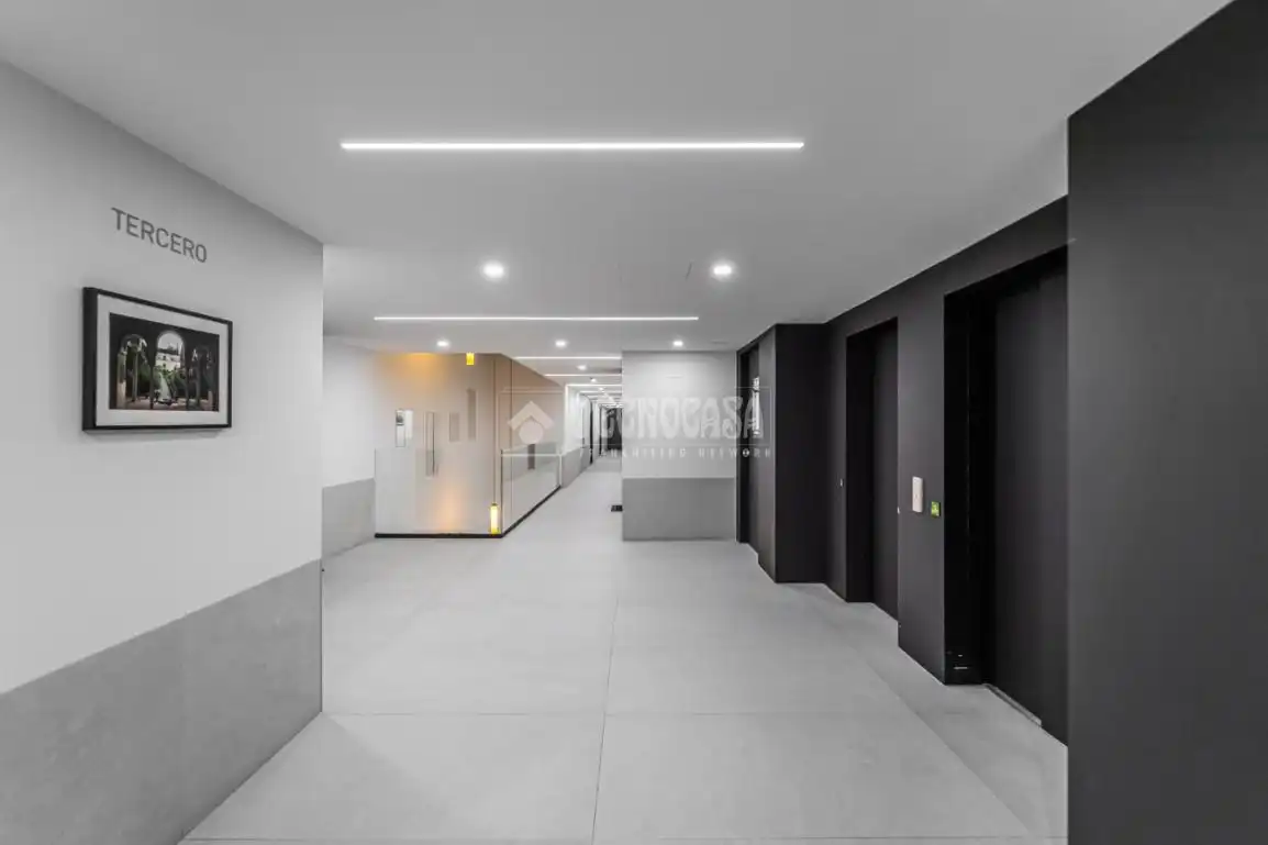 Study for rent in Madrid  with Air Conditioner, Heating and Terrace