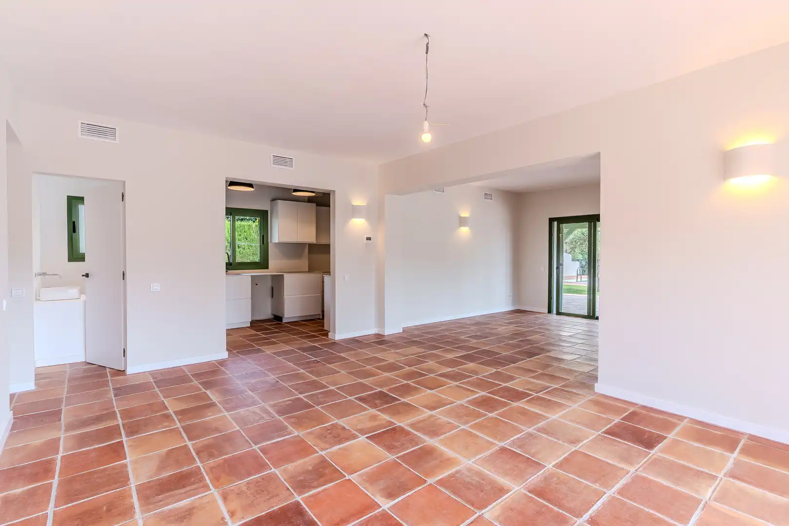 Houses for sale in L'Ametlla de Mar   with Air Conditioner, Heating and Private garden