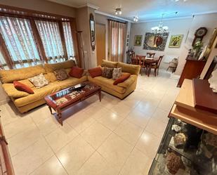 Sala d'estar de Casa o xalet en venda en  Murcia Capital amb Aire condicionat, Terrassa i Balcó