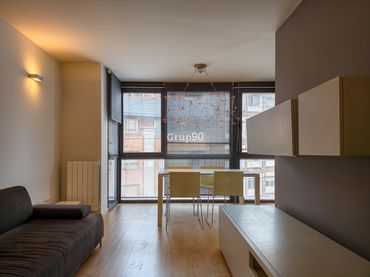 Ático con balcón en venta en LES TORRES DE SANUI