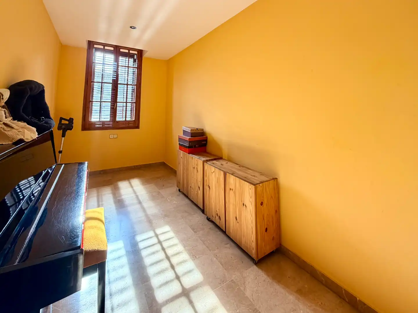 Sala de estar de Casa o chalet en venta en El Masnou con Aire acondicionado, Calefacción y Terraza