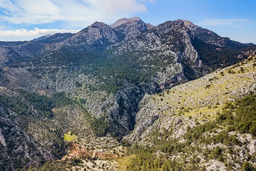 Finca rústica en venda en Escorca amb Aire condicionat, Calefacció i Jardí privat