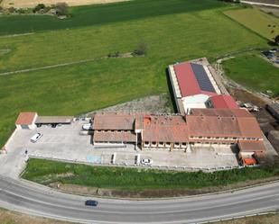 Vista exterior de Edifici en venda en Alba de Tormes