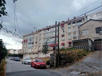 Foto 3 de Pis en venda a De Santiago, Ventiun, Ourense Capital