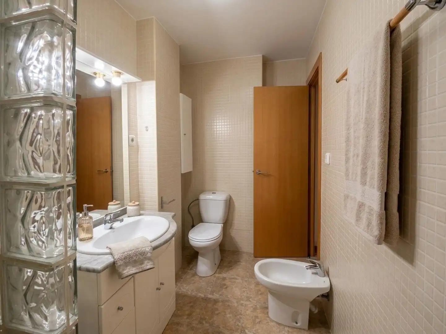 Baño de Piso en venta en Xirivella con Aire acondicionado, Calefacción y Terraza