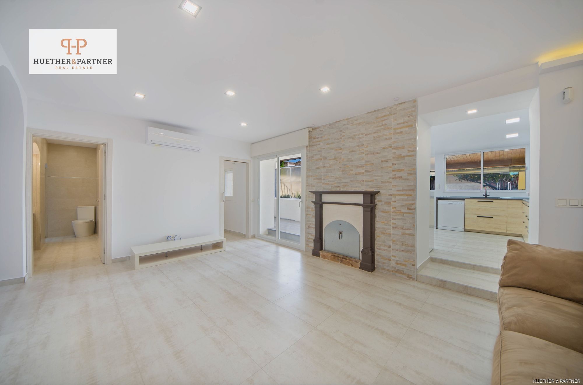 Living room of Planta baja for sale in Marratxí  with Air Conditioner and Heating