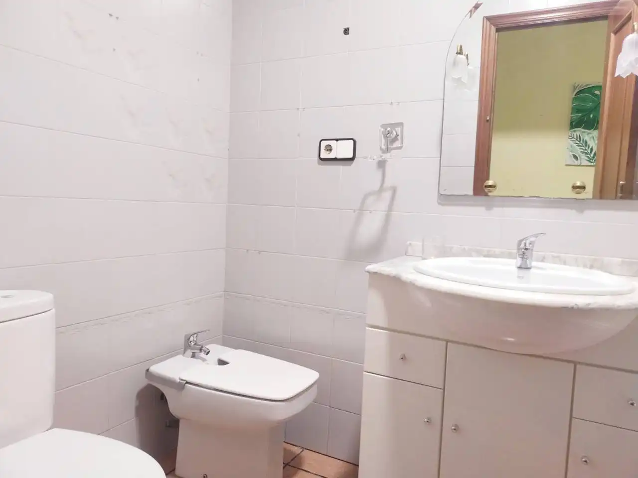Badezimmer von Wohnungen zum Verkauf in Elche / Elx mit Balkon
