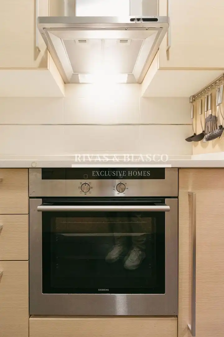 Cuina de Apartament de lloguer en Donostia - San Sebastián  amb Aire condicionat, Calefacció i Moblat