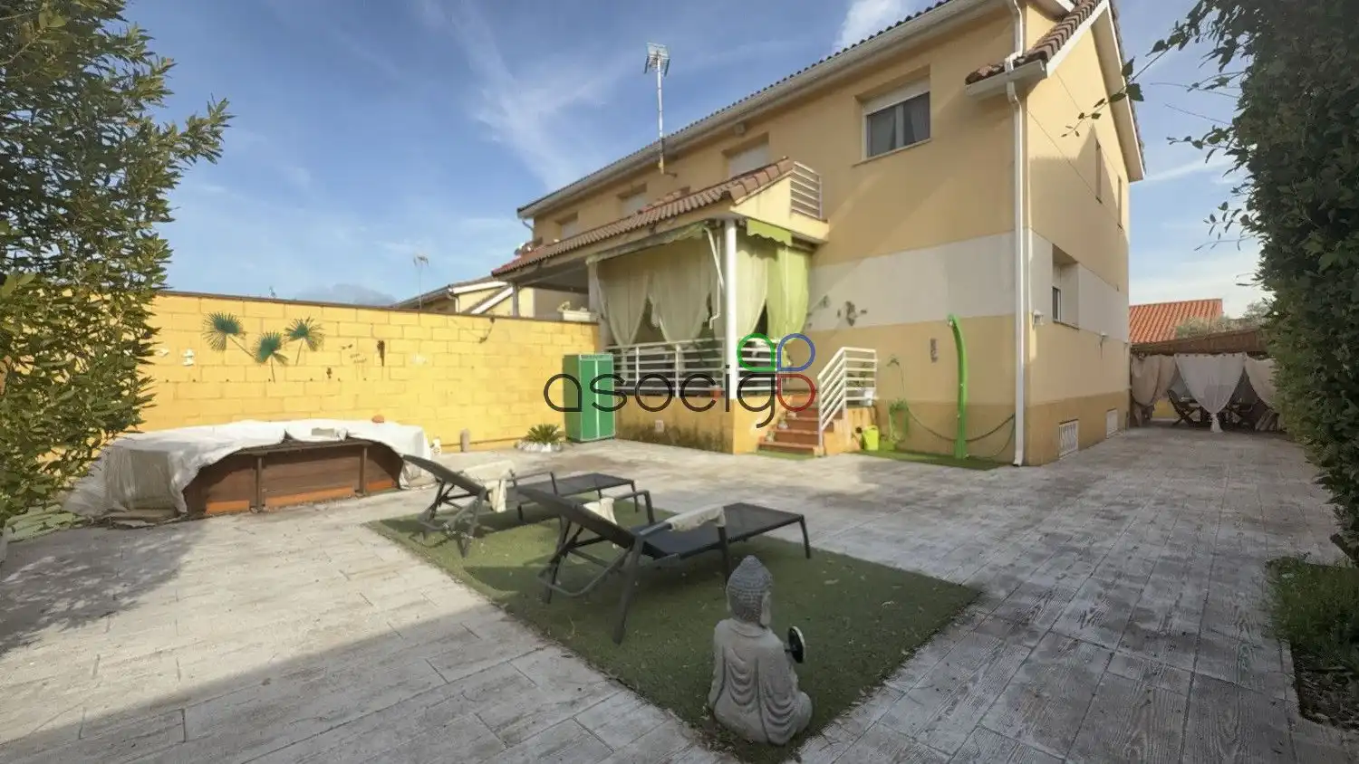 Jardín de Casa adosada en venta en Cabanillas del Campo con Calefacción, Jardín privado y Terraza