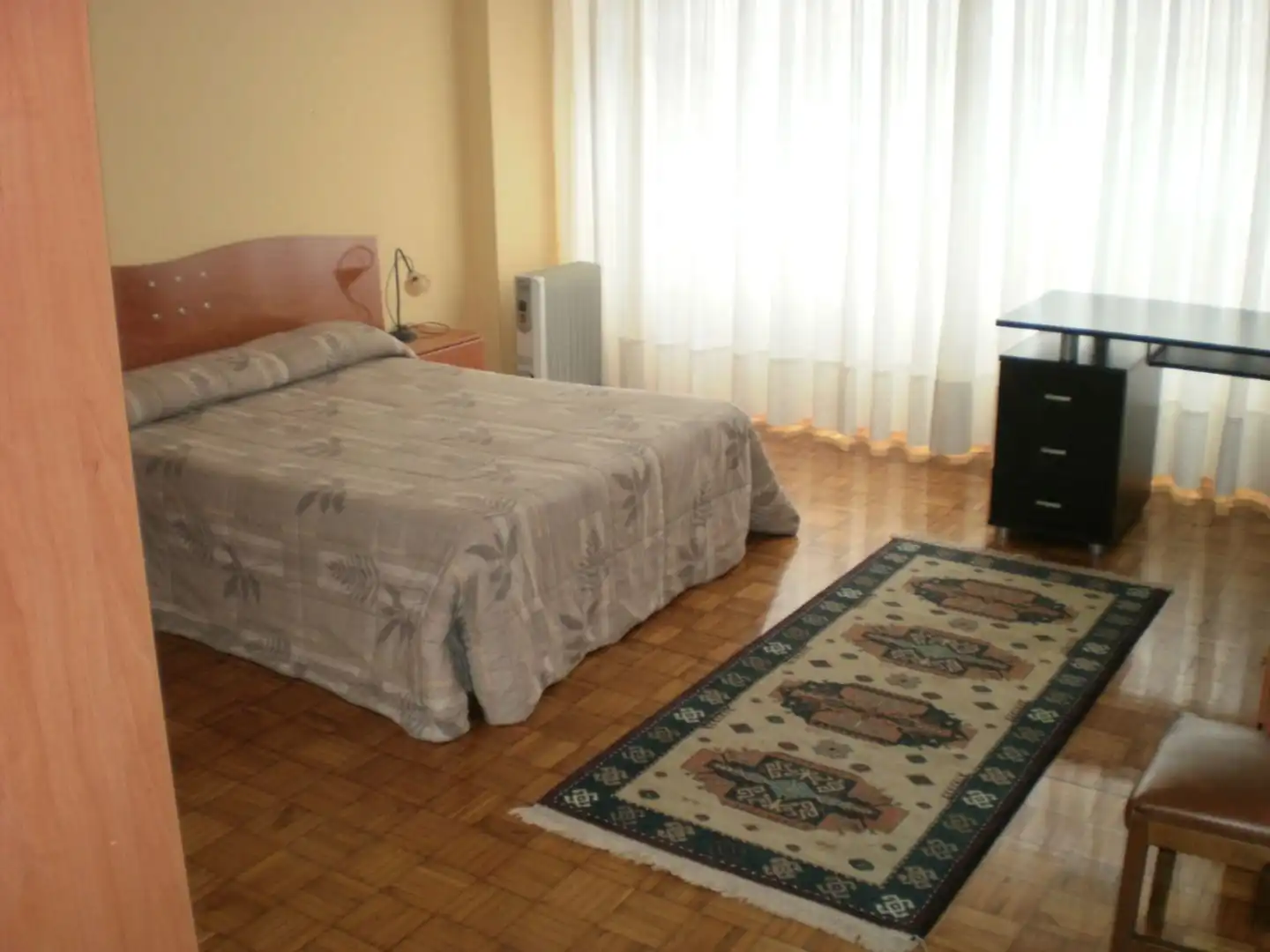 Schlafzimmer von Wohnung zur Miete in A Coruña Capital 