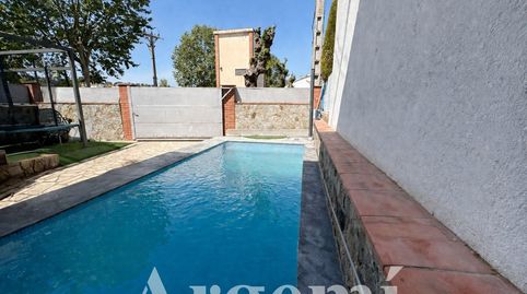 Foto 2 de Casa adosada en venta en Palau-solità i Plegamans, Barcelona