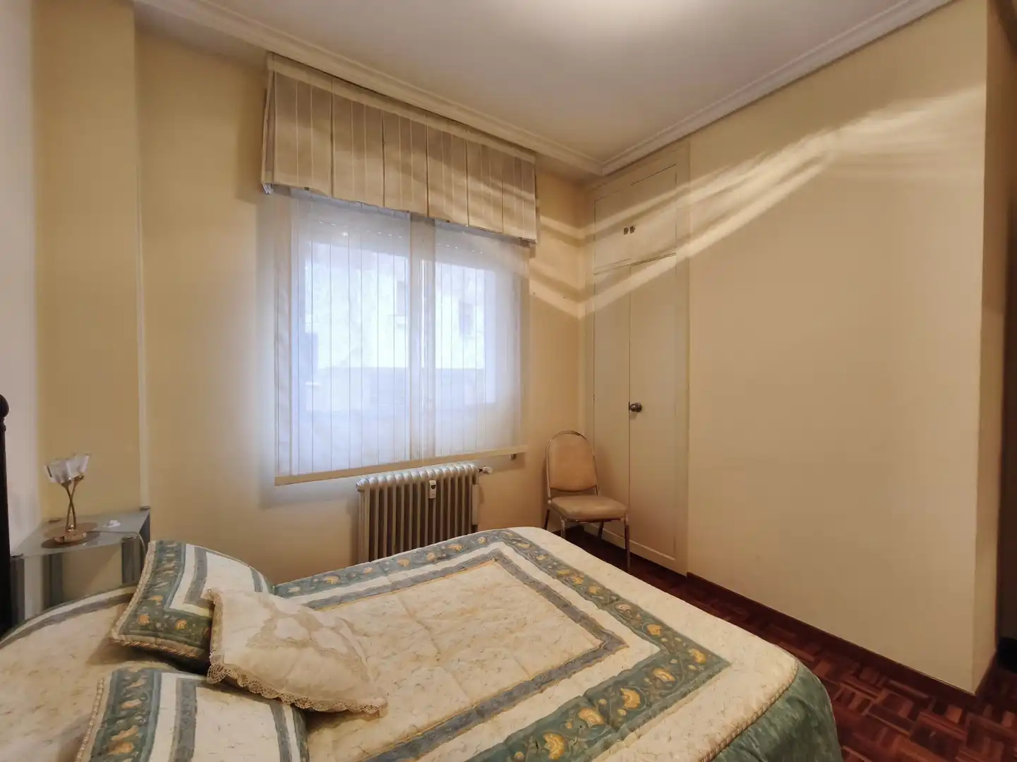 Schlafzimmer von Wohnung zum Verkauf in  Logroño mit Heizung und Parkett