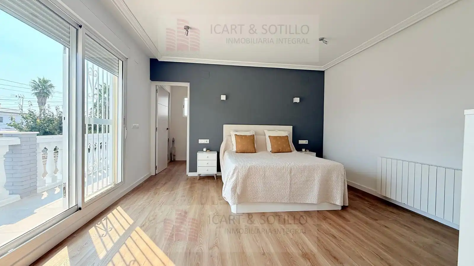 Bedroom of Houses for sale in Vinaròs  with Air Conditioner, Heating and Private garden