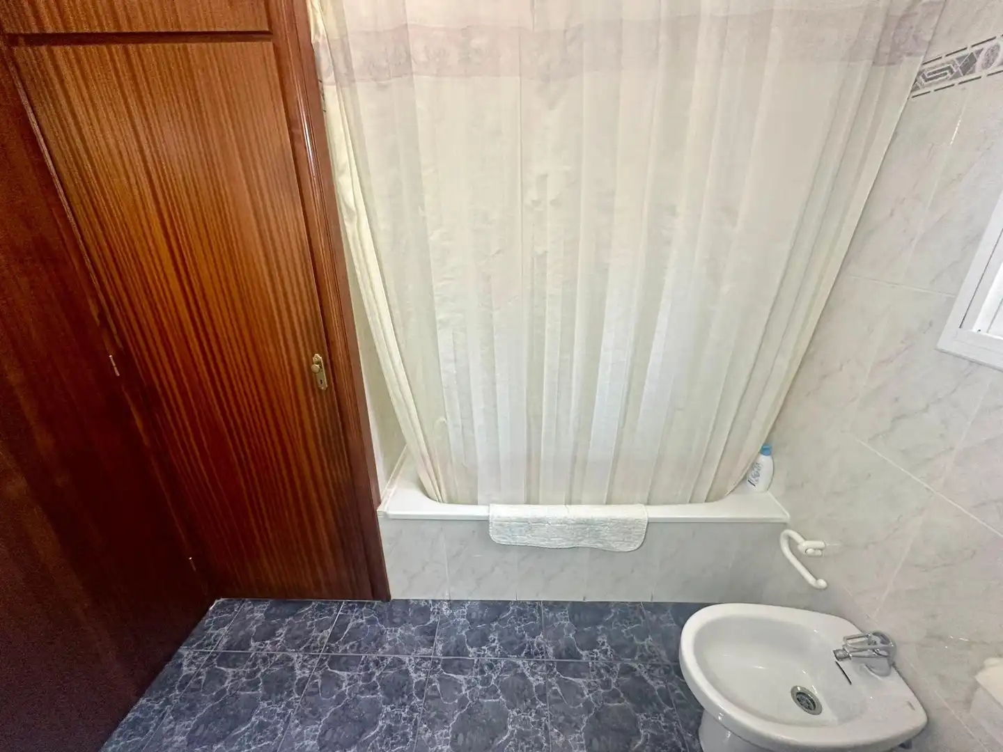 Bathroom of Houses for sale in El Vendrell  with Private garden, Terrace and Storage room