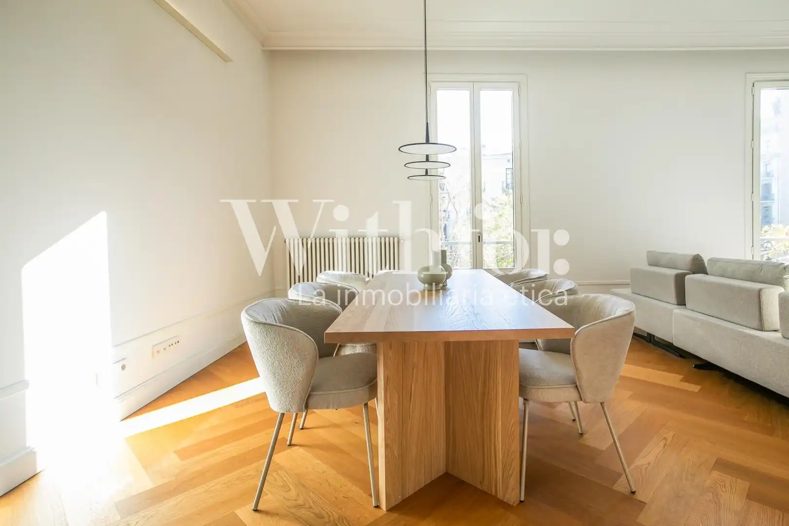 Flat for rent in Calle de Girona, Dreta de l'Eixample