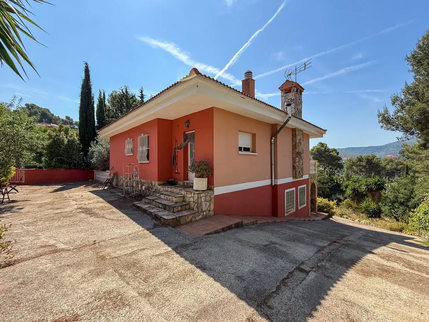 Vista exterior de Casa o chalet en venta en Vallirana con Calefacción, Jardín privado y Terraza