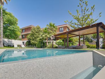 Chalet con piscina en venta en Calle de Sant Mateu