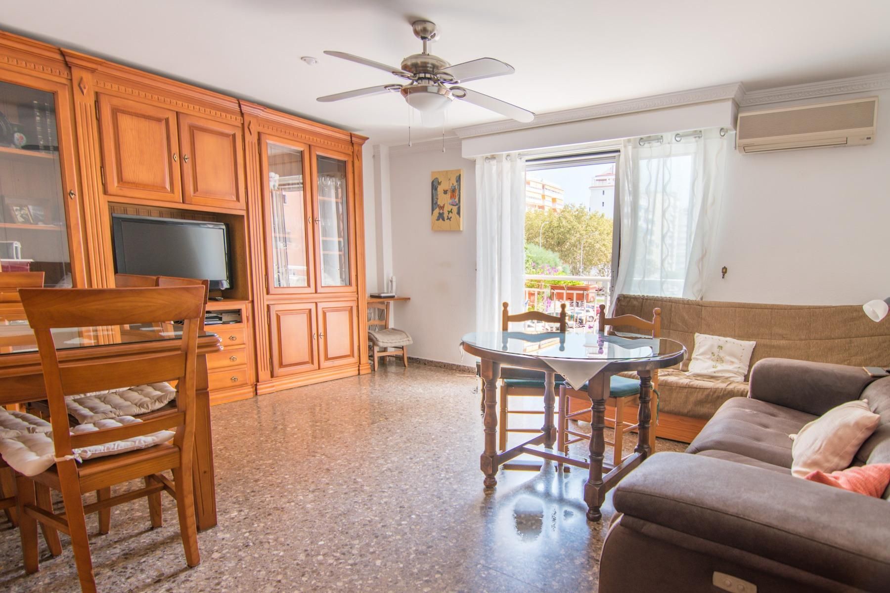 Sala d'estar de Apartament en venda en Gandia amb Traster i Balcó